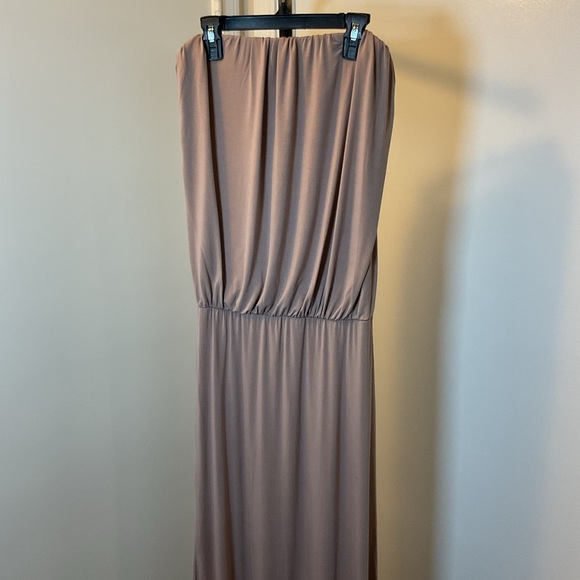 10. Olivecaous Strapless Tan Maxi Dress Size Large - Picture 2 of 7